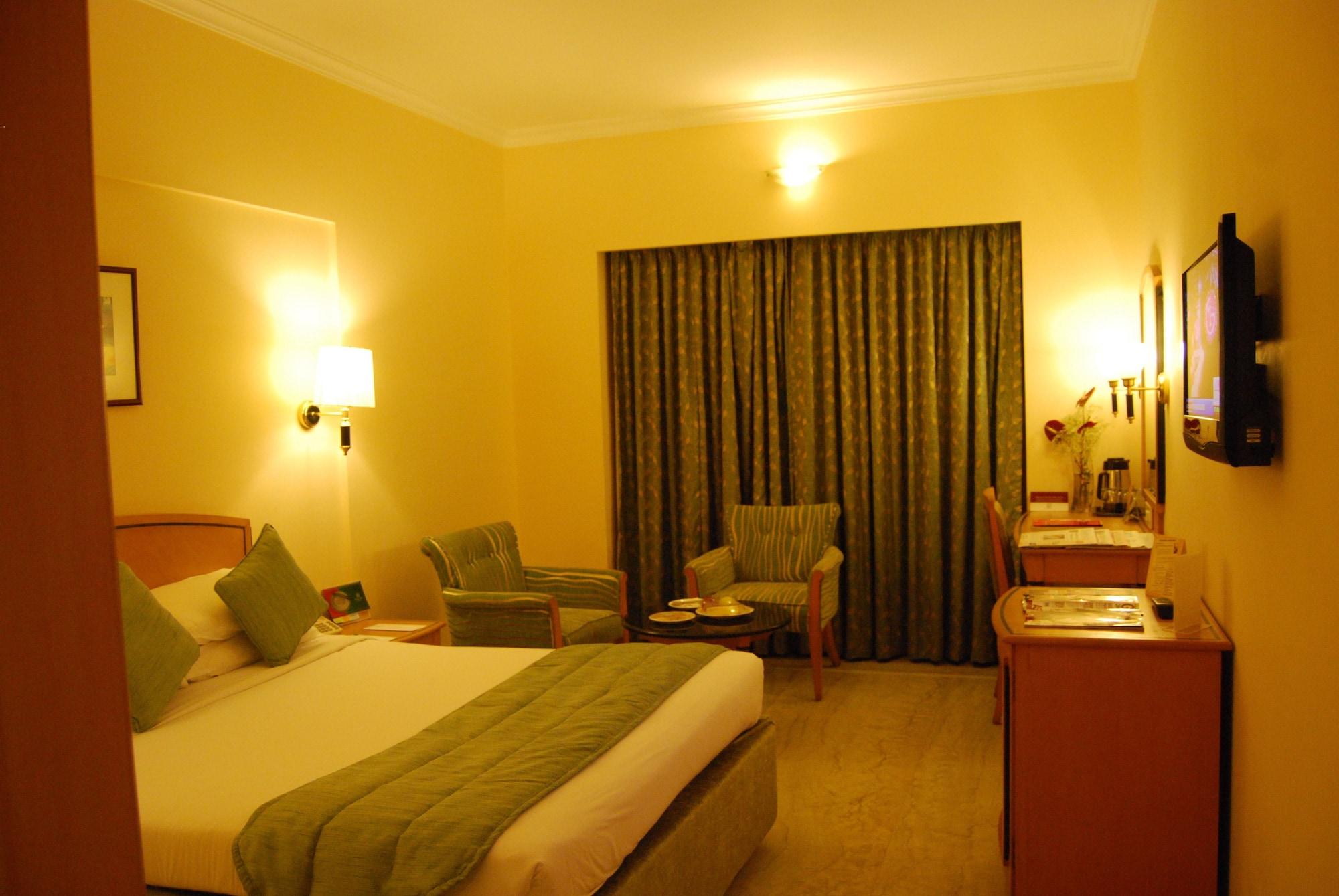 Beverly Hotel Chennai Exterior photo